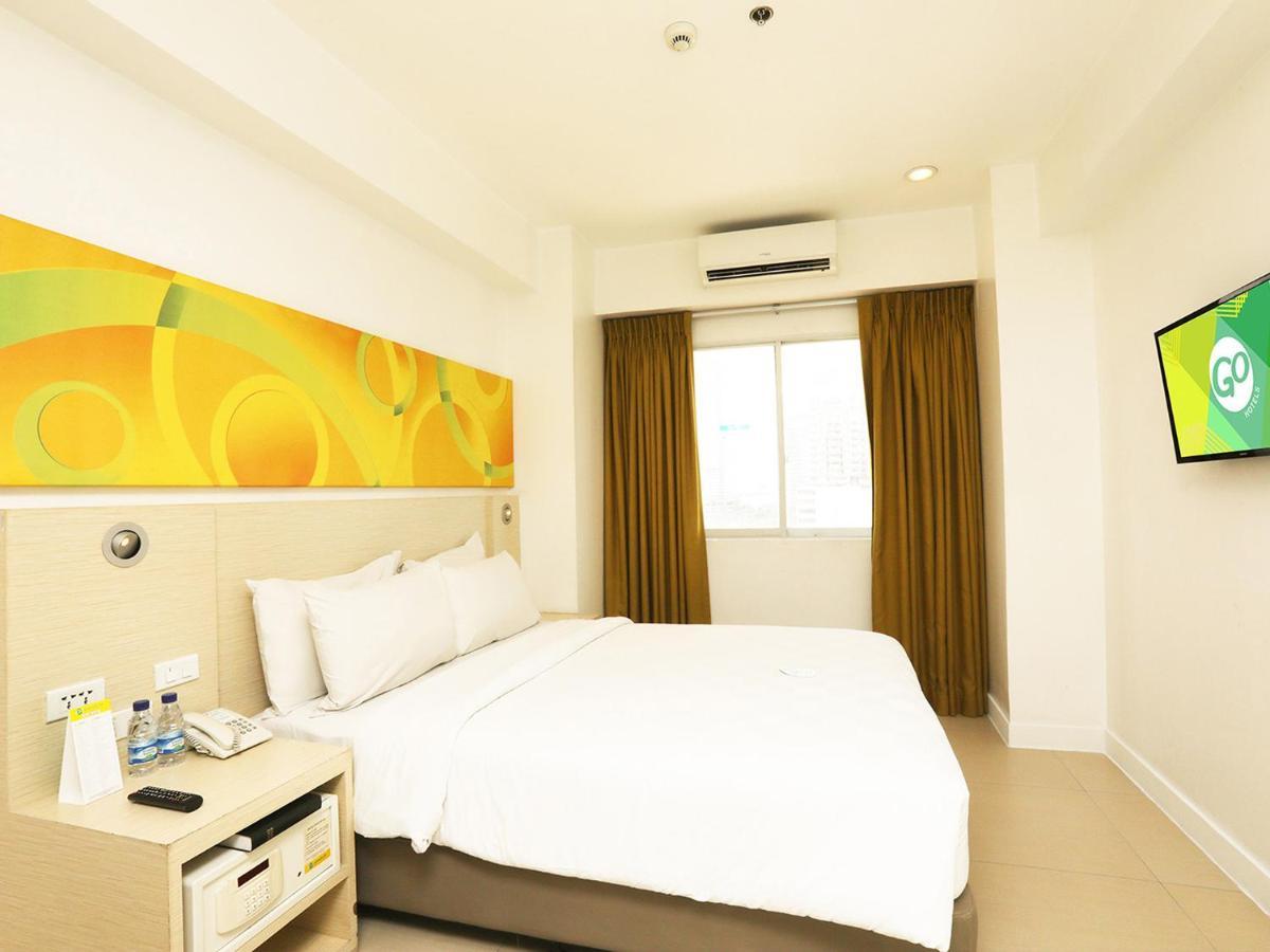 Go Hotels Ermita, Manila Exterior foto
